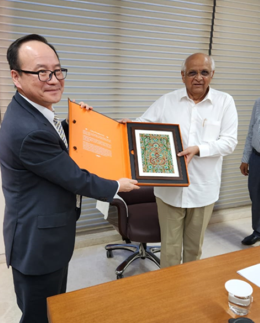 Consul General meets Bhupendra Patel, Chief Minister of Gujarat